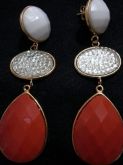 Brincos banhados a ouro com pedra sintética - Laranja Branca